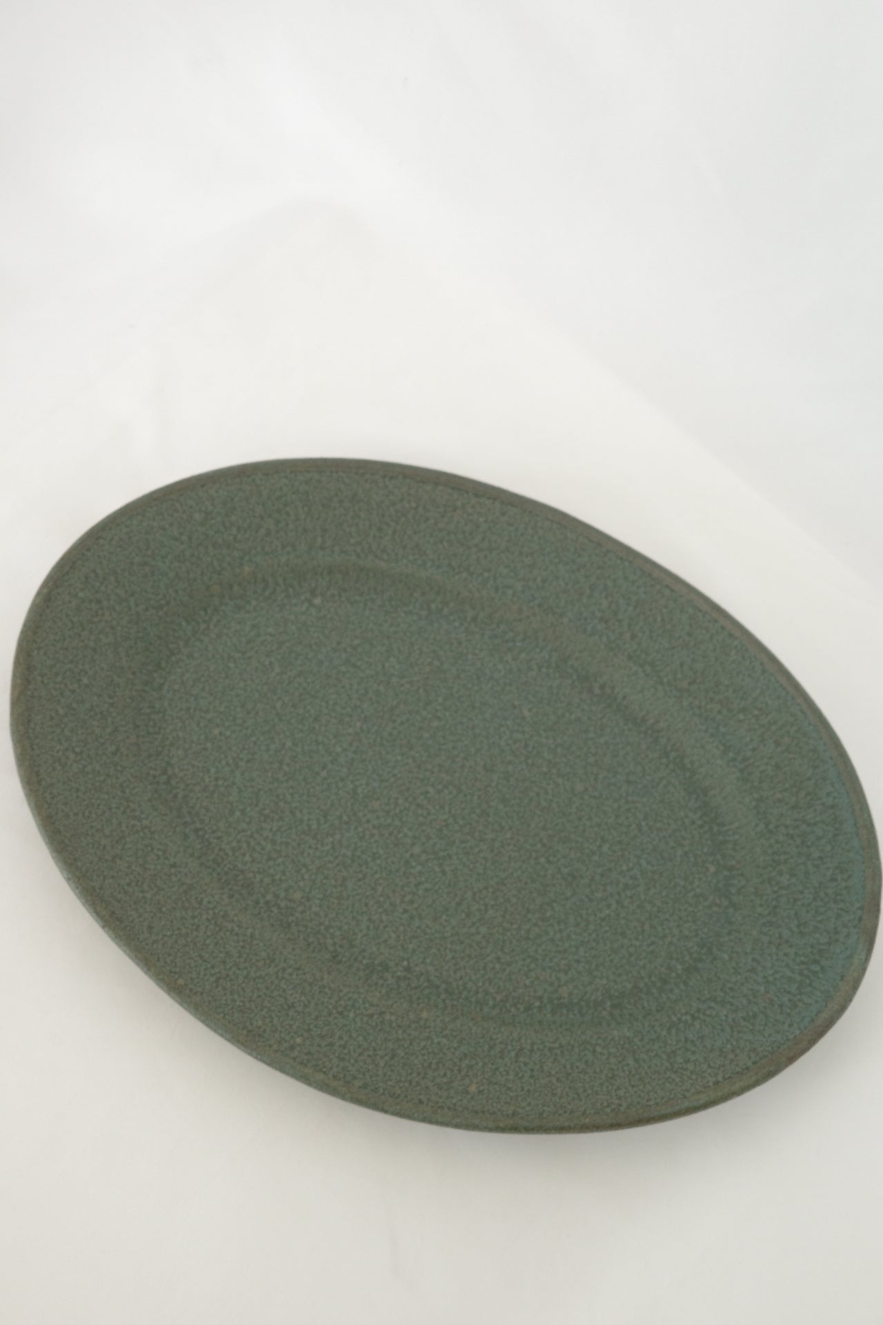 Oval plate M - green